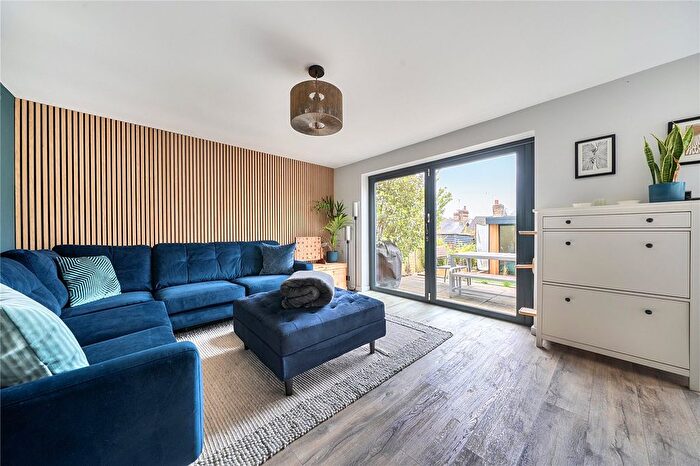 3 Bedroom Detached House For Sale In Prospect Road, Sevenoaks, Kent, TN13