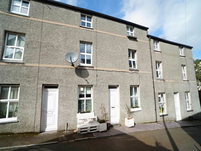 8 Bedroom House For Sale In Vron Square, Bangor, LL57