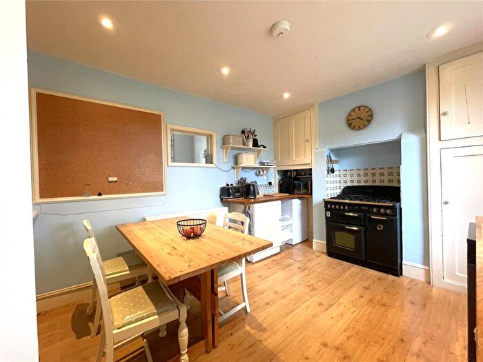 5 Bedroom Detached House To Rent In Wingfield Road, Trowbridge, BA14
