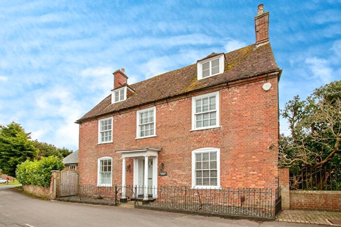 4 Bedroom Detached House For Sale In Throop Road, Throop Village, Bournemouth, Dorset, BH8