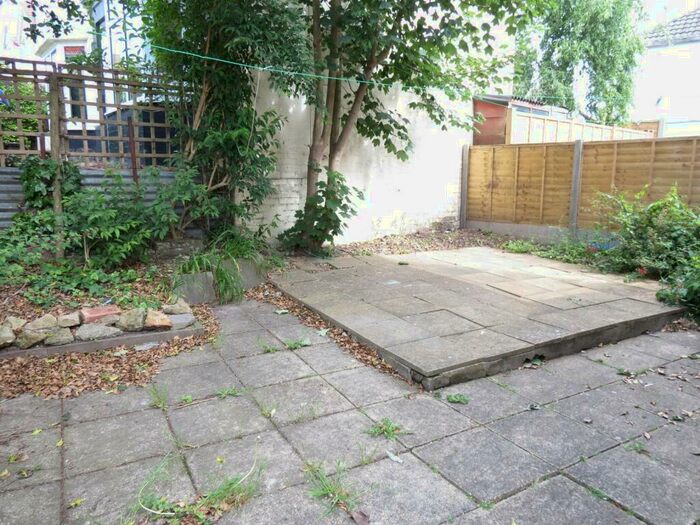 4 Bedroom House To Rent In Bedroom Detached House In Winton, BH9