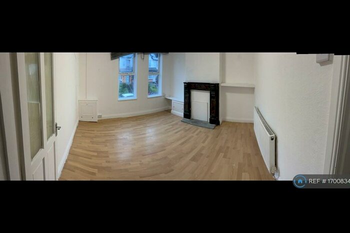 1 Bedroom Flat To Rent In Warwick Road, Tyseley, Birmingham, B11