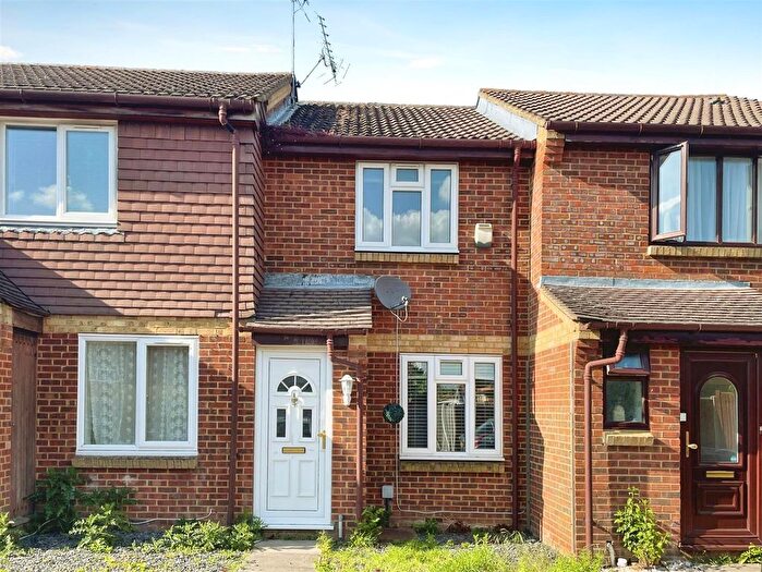 2 Bedroom Terraced House For Sale In Alder Close, Cippenham, SL1