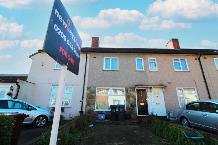 2 Bedroom Terraced House For Sale In Lessness Road, Morden, SM4