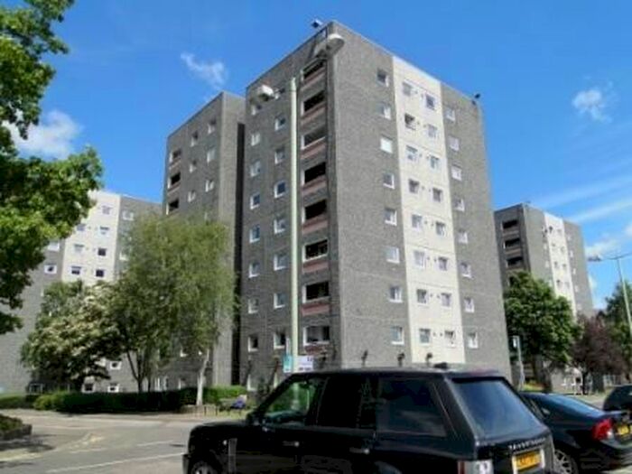 2 Bedroom Flat To Rent In Market Court, Perth, PH1