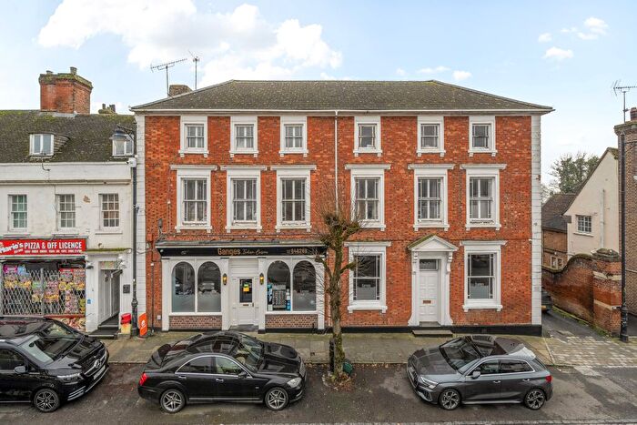 8 Bedroom End Terrace House For Sale In High Street, Royal Wootton Bassett, SN4