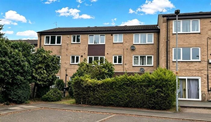 2 Bedroom Flat For Sale In Vintners Close, Peterborough, PE3