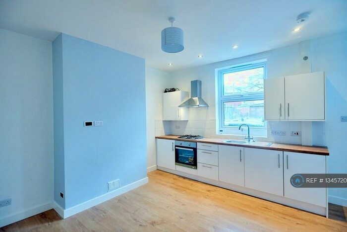 1 Bedroom Terraced House To Rent In Aviary Mount, Leeds, LS12