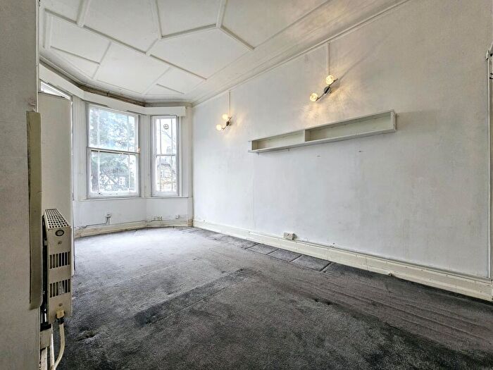 1 Bedroom Flat To Rent In Widmore Road, Bromley, BR1
