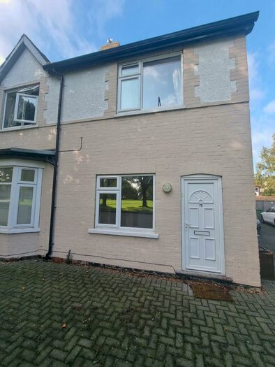 1 Bedroom Flat To Rent In Henderson Avenue, Scunthorpe, DN15