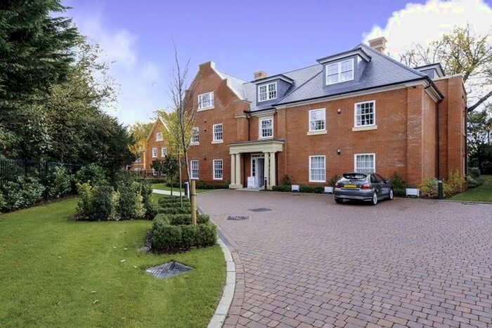 2 Bedroom Flat To Rent In Montrose Court, London Road, Ascot, Berkshire, SL5