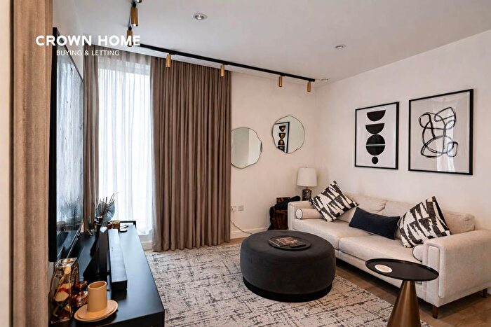 1 Bedroom Flat To Rent In Vermont House, Dingley Road, City Road, EC1V