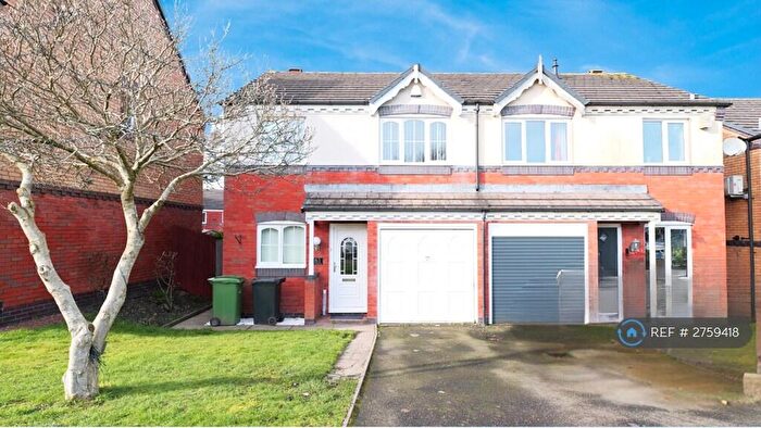 3 Bedroom Semi Detached House To Rent In St Marks Road, Dudley, DY2