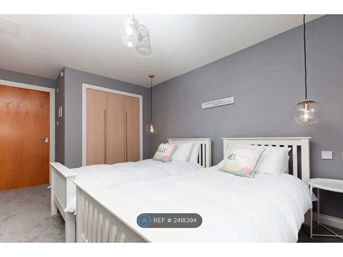 2 Bedroom Flat To Rent In Pilrig Heights, Edinburgh, EH6