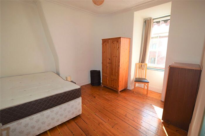 1 Bedroom Flat To Rent In Grove Street, Edinburgh, EH3