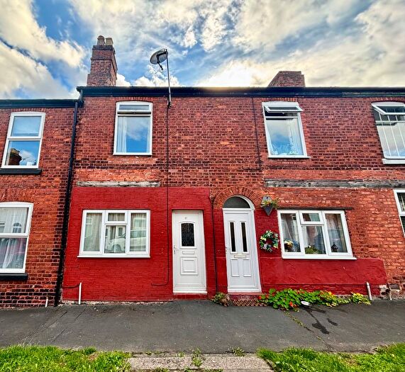 2 Bedroom Property To Rent In Regent Street, Moulton, Northwich, CW9