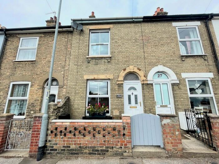 3 Bedroom Terraced House To Rent In Kendal Road, Lowestoft, NR33