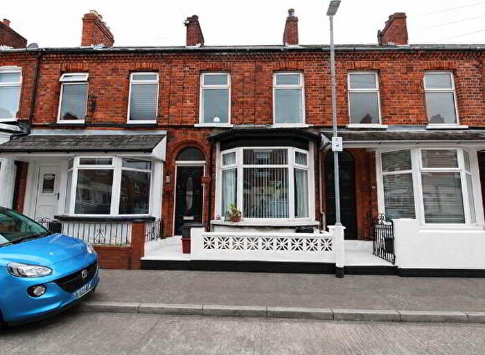2 Bedroom Terrace House For Sale In Dunraven Avenue, Belfast, BT5