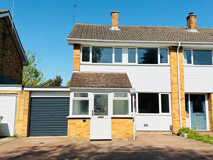 3 Bedroom Semi-Detached House To Rent In Fairfield, Cholsey, OX10