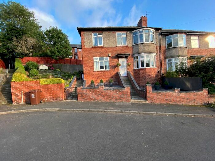 2 Bedroom Flat To Rent In Shaftesbury Grove, Heaton, Newcastle Upon Tyne, NE6