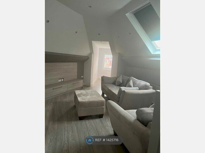 2 Bedroom Flat To Rent In Hull, Hull, HU5