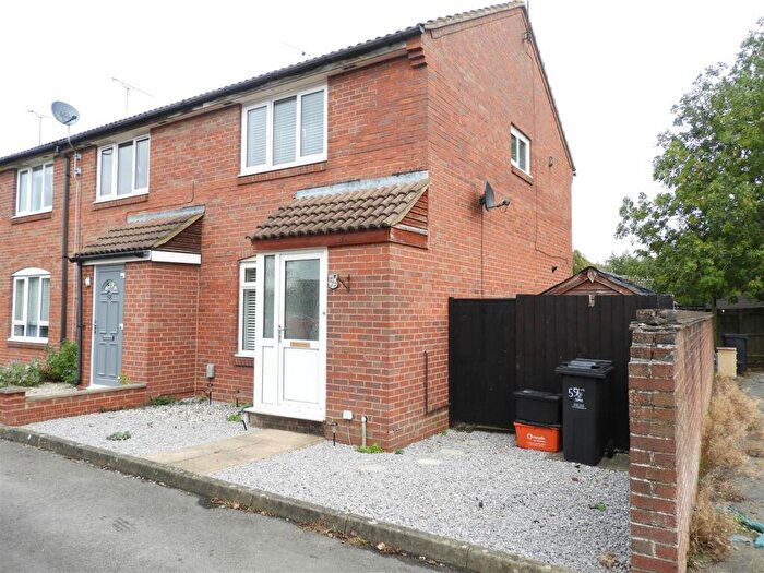 2 Bedroom End Of Terrace House To Rent In Thornford Drive, Westlea, Swindon, SN5