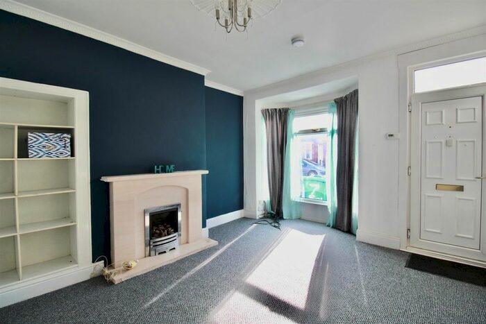 2 Bedroom Property To Rent In Belmont Street, Hull, HU9