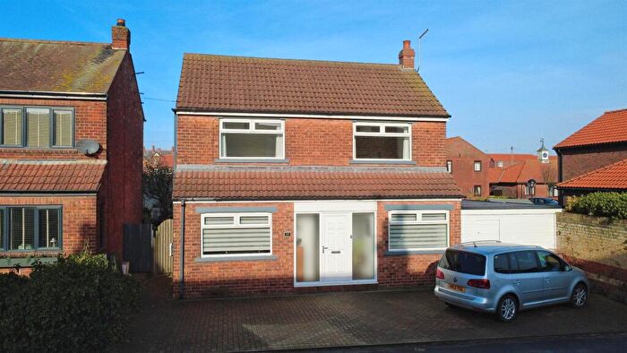 3 Bedroom Detached House For Sale In Morrow Avenue, Hornsea, HU18