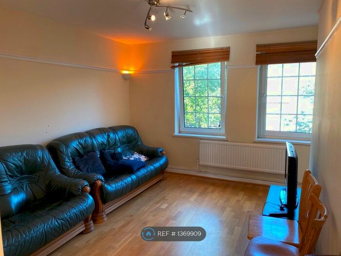 3 Bedroom Terraced House To Rent In Morris House, London, E2