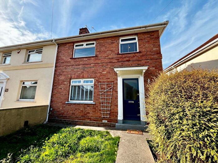 3 Bedroom Semi-Detached House To Rent In Bedminster, Timsbury Road, BS3
