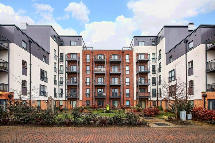 2 Bedroom Flat To Rent In Fairthorn Road, Charlton, SE7