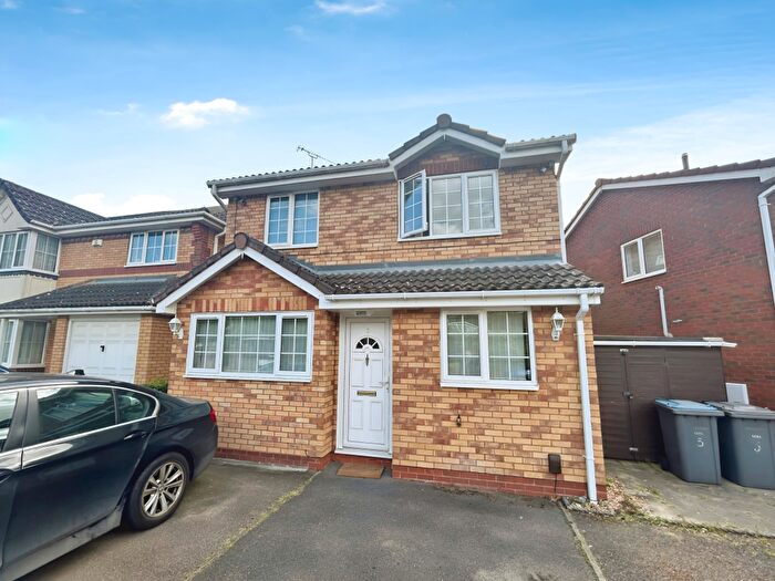 3 Bedroom House To Rent In Woodrush Road, Purdis Farm, Ipswich, IP3