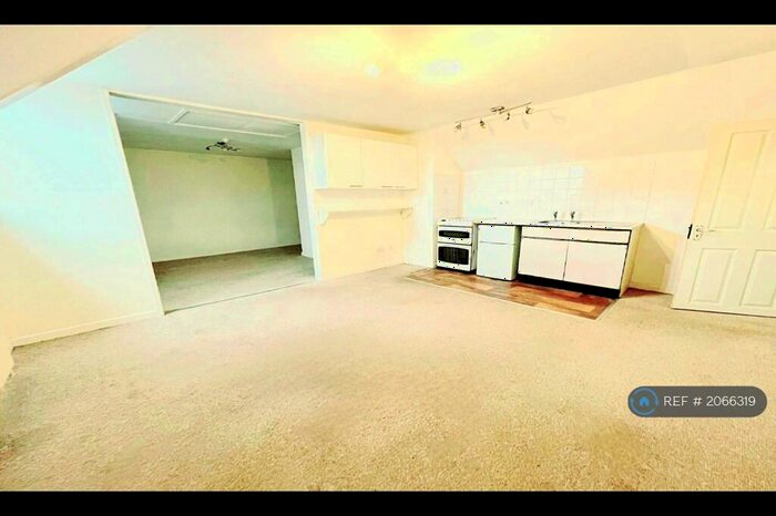 1 Bedroom Flat To Rent In The Courtyard, Bournemouth, BH1