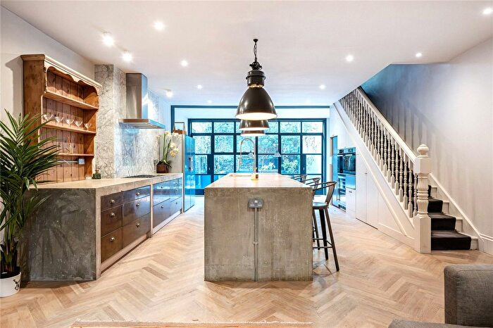 5 Bedroom Terraced House For Sale In St. Lukes Road, Notting Hill, London, W11