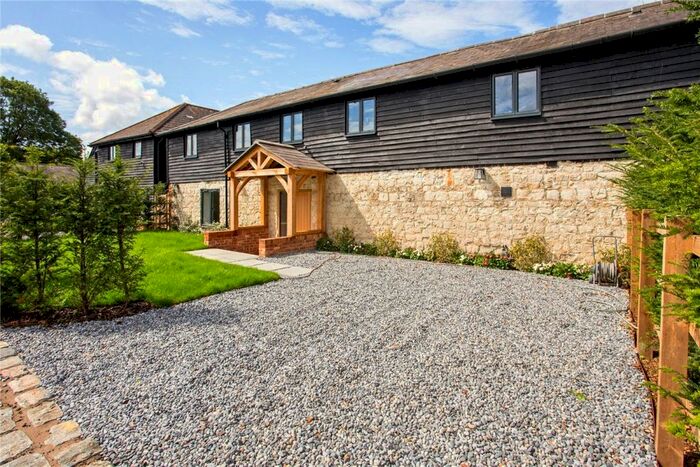 3 Bedroom Barn Conversion To Rent In Wrecclesham Hill, Wrecclesham, Farnham, GU10