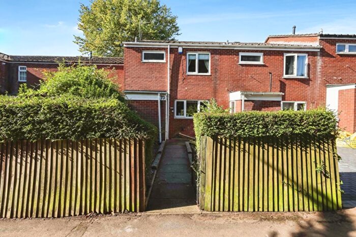 3 Bedroom End Of Terrace House For Sale In Waterloo Avenue, Birmingham, West Midlands, B37