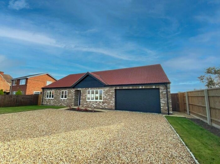 3 Bedroom Detached Bungalow For Sale In Jekils Bank, Holbeach St Johns, Spalding, PE12