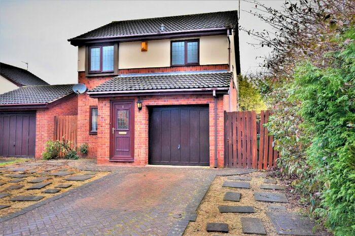 3 Bedroom Detached House To Rent In Halstonwood Close, Rhosnesni, Wrexham, LL13
