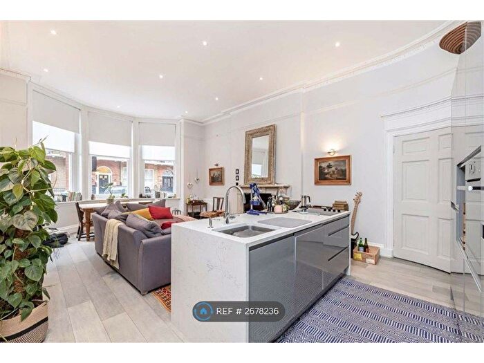 2 Bedroom Flat To Rent In Nottingham Place, London, W1U