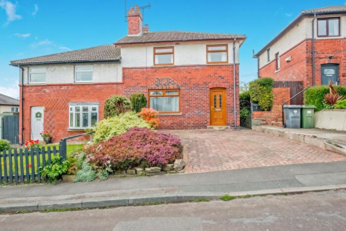 3 Bedroom Semi Detached House For Sale In Waltroyd Road, Cleckheaton, West Yorkshire, BD19