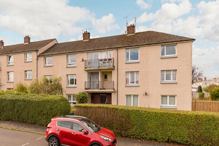 2 Bedroom Apartment To Rent In Langton Road, Edinburgh, EH9
