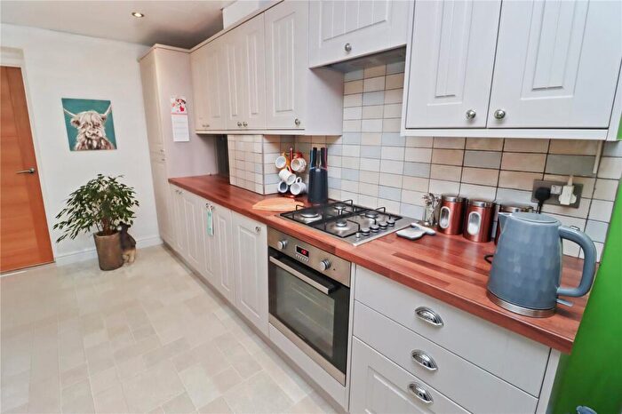 2 Bedroom Flat For Sale In Cleveland Road, Sunderland, Tyne And Wear, SR4