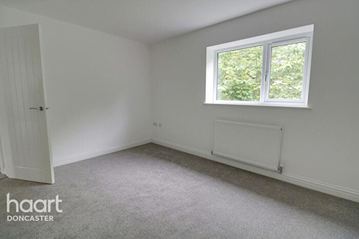 1 Bedroom Apartment For Sale In Thompson Terrace, Doncaster, DN6