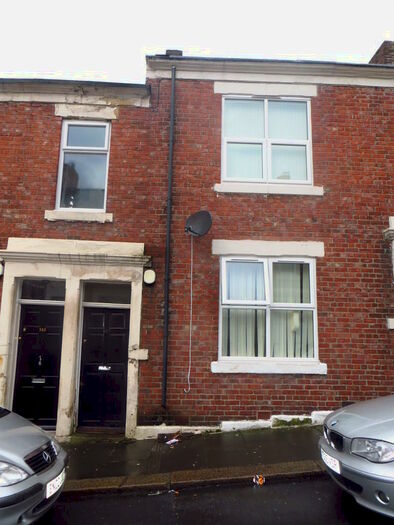 3 Bedroom Flat To Rent In Colston Street, Benwell, NE4