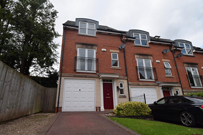 4 Bedroom Town House To Rent In St Katherine's Court, Derby, DE22
