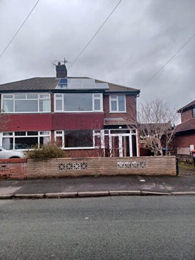 3 Bedroom Semi-Detached House To Rent In Alwyn Gardens, Chester, CH2