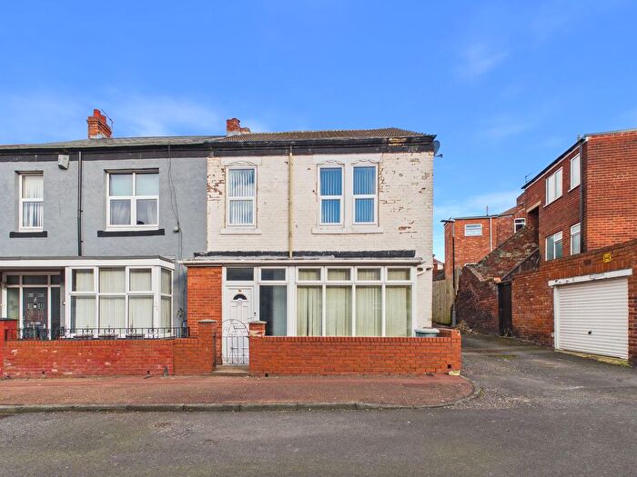 3 Bedroom Terraced House For Sale In Mafeking Street, Gateshead, NE9