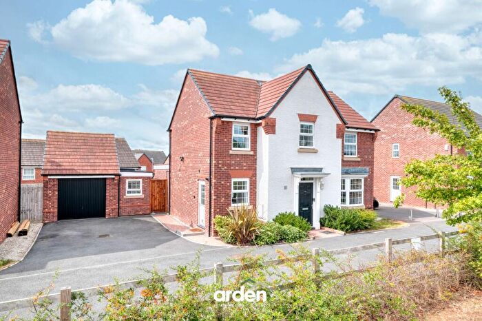 4 Bedroom Detached House For Sale In Norton Way, Bromsgrove, B61