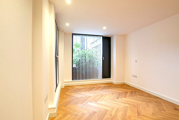 2 Bedroom End Of Terrace House To Rent In The Courtyard, (), London, NW1