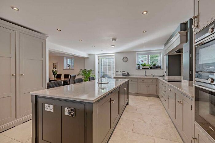 4 Bedroom Barn Conversion For Sale In Hoofield Hall Barns, Huxley, Chester, CH3